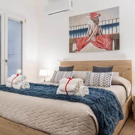 Donna Teresa Central & Cozy Apartment Taranto Esterno foto